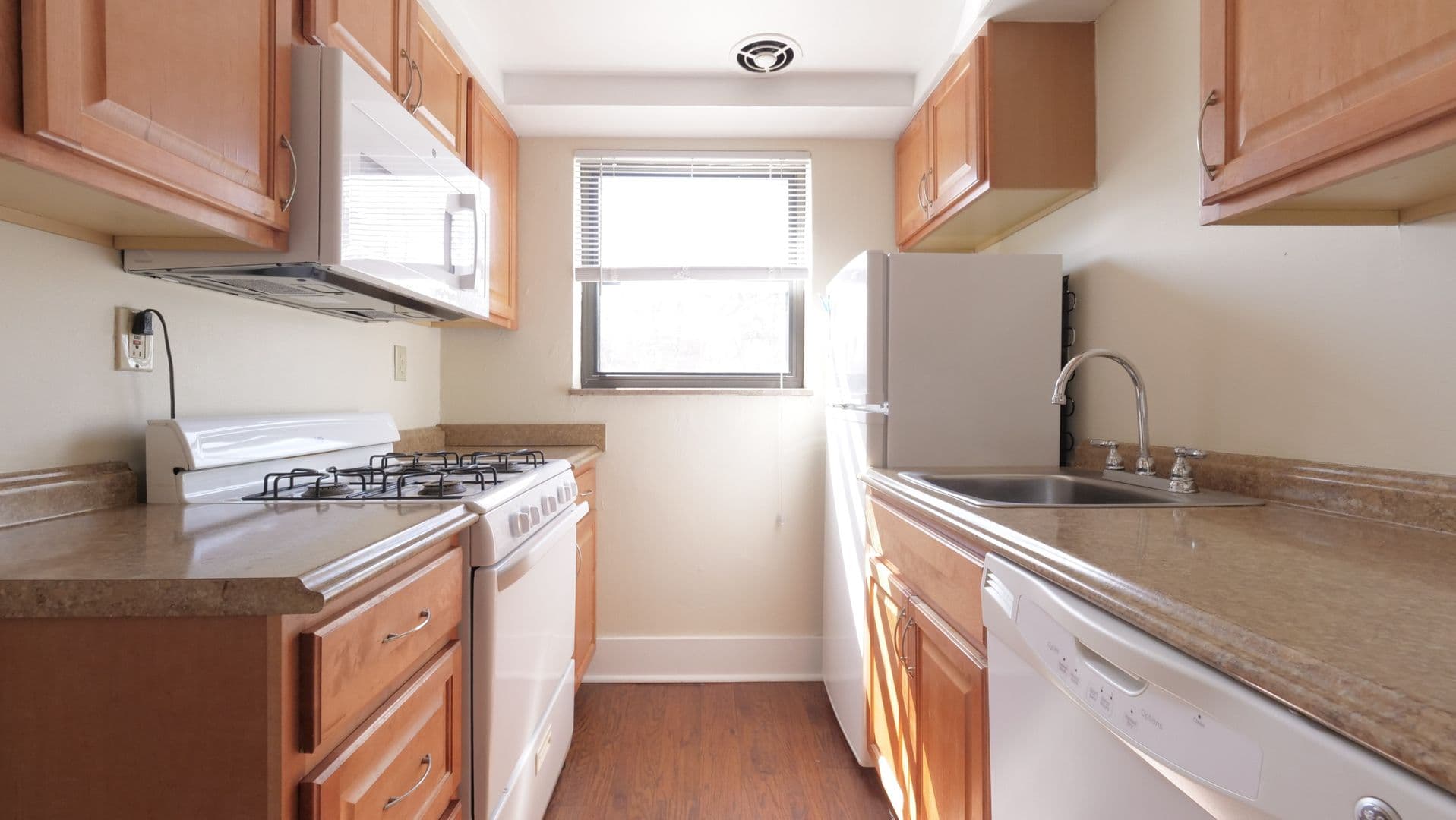Mt. Lebanon Apartment: 29 Cedar Boulevard
