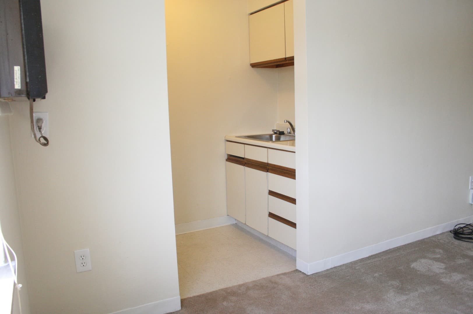Sewickley Apartment: 320 Ohio River Boulevard
