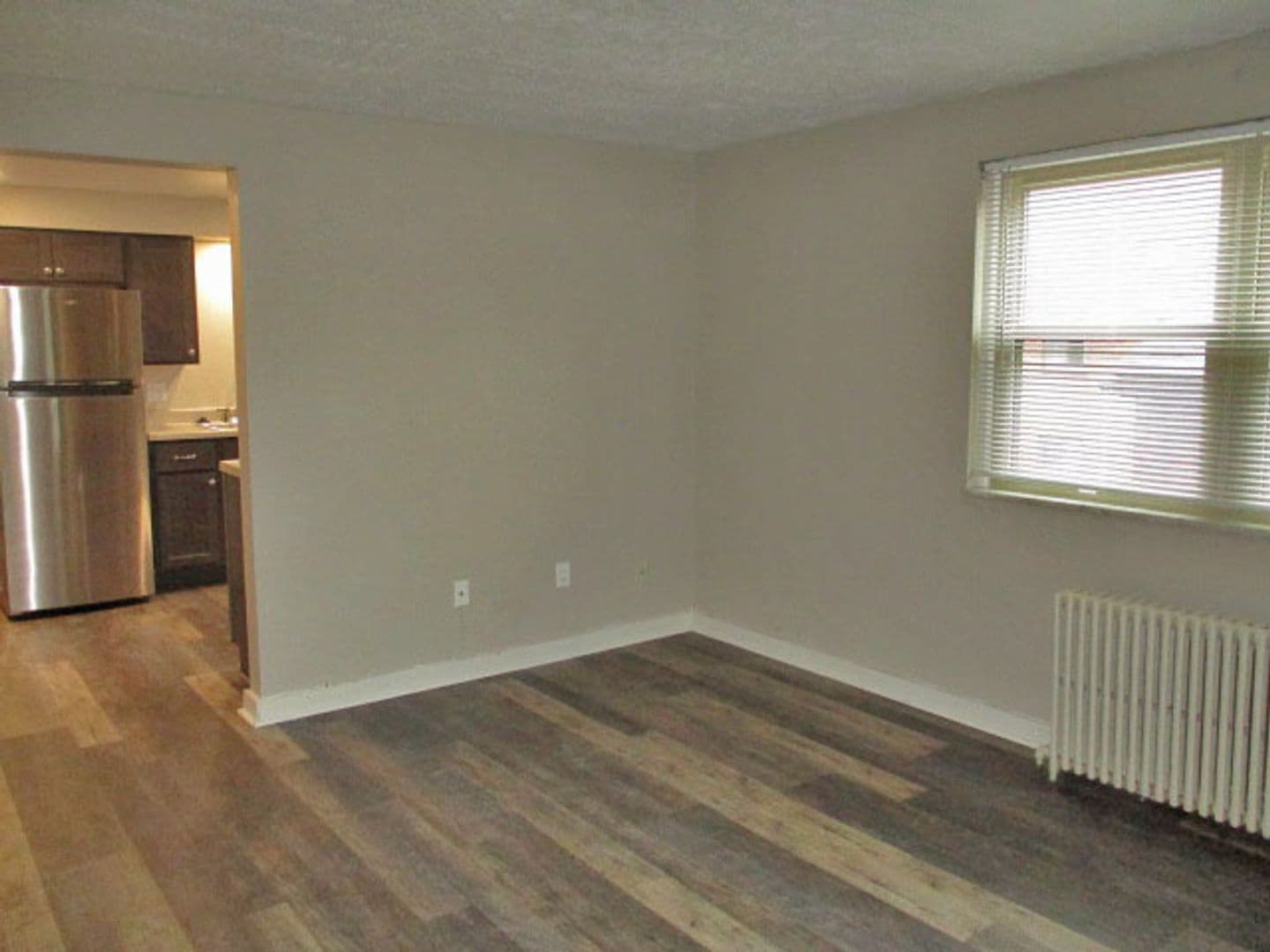 Brentwood Apartment: 3848 Brownsville Road