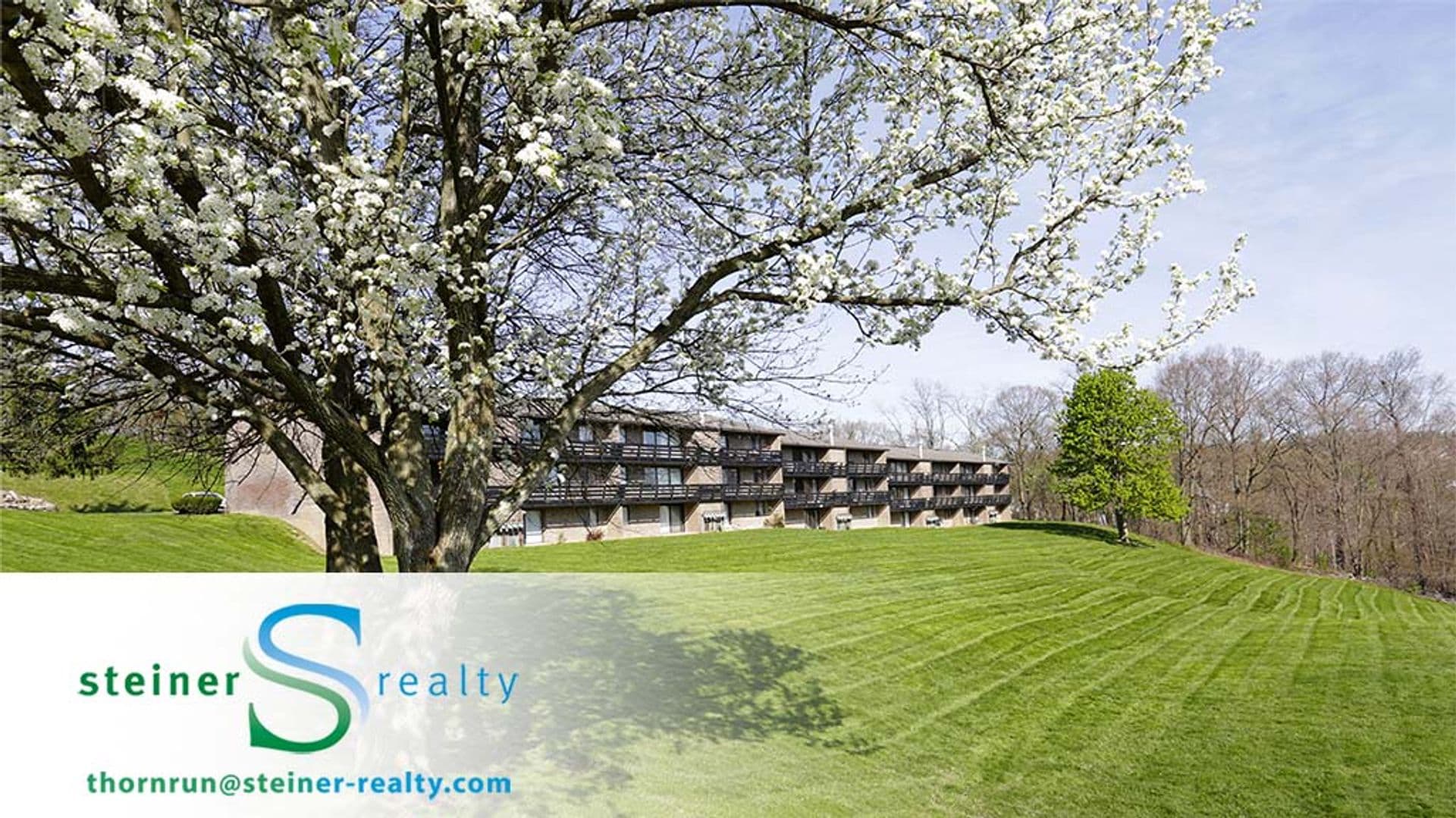 Moon Township Apartment: 700 Lee Drive