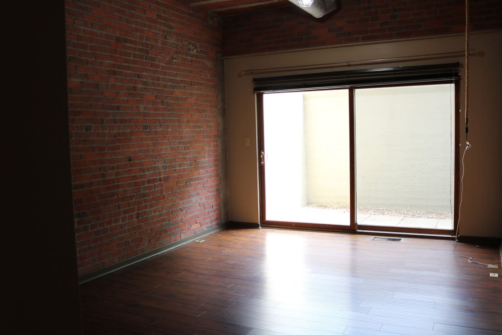Pittsburgh Apartment: 216 Jefferson Avenue
