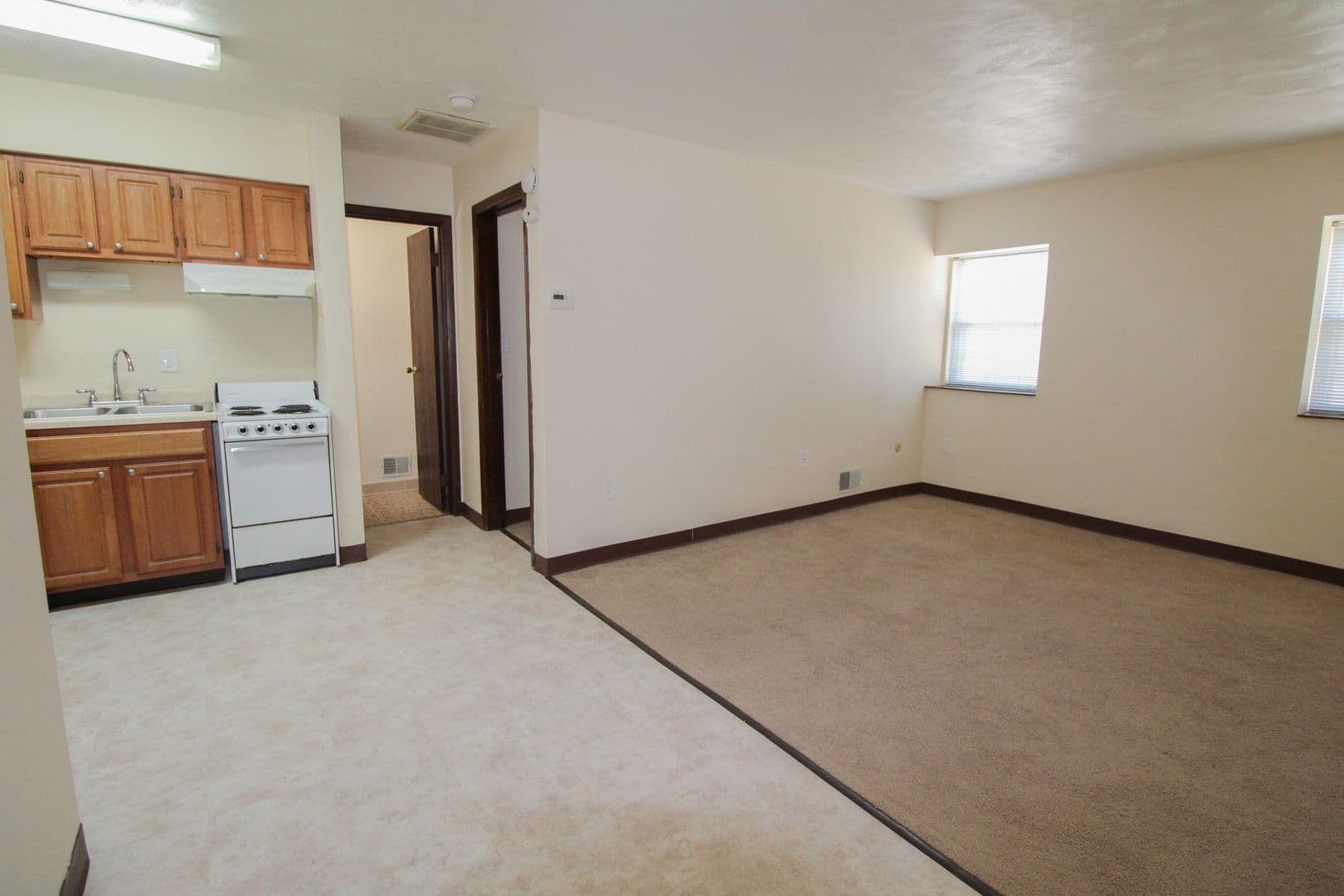 Coraopolis Apartment: 1130 Ridge Avenue