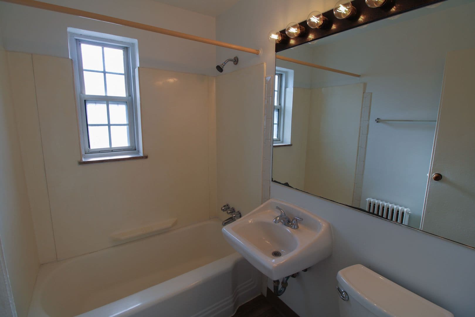 Sewickley Apartment: 320 Ohio River Boulevard
