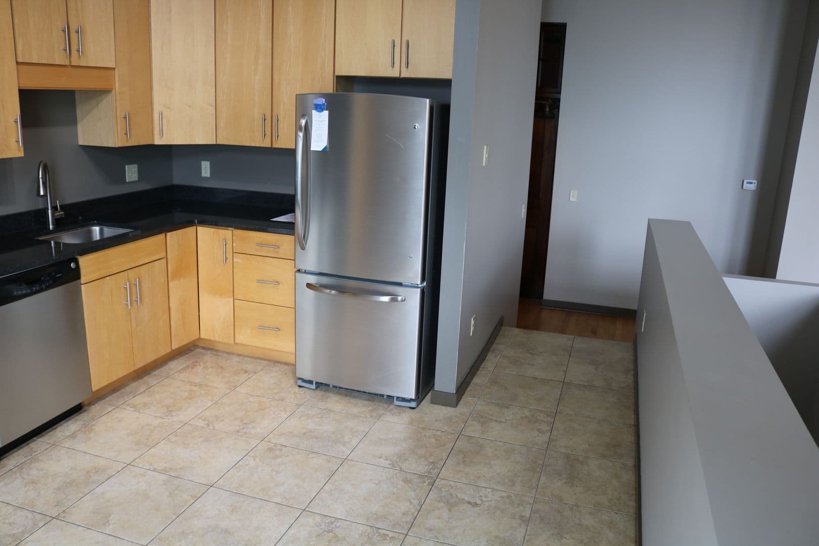 Pittsburgh Apartment: 216 Jefferson Avenue