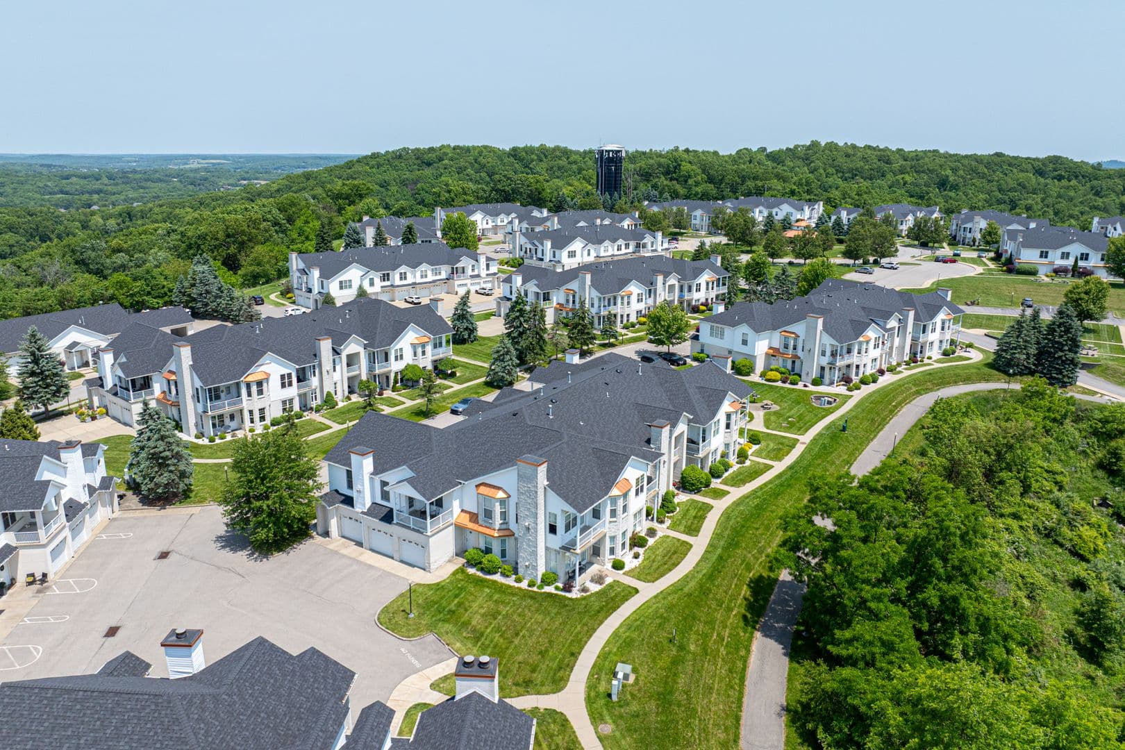 Mars Apartment: 1000 Adams Pointe Blvd.