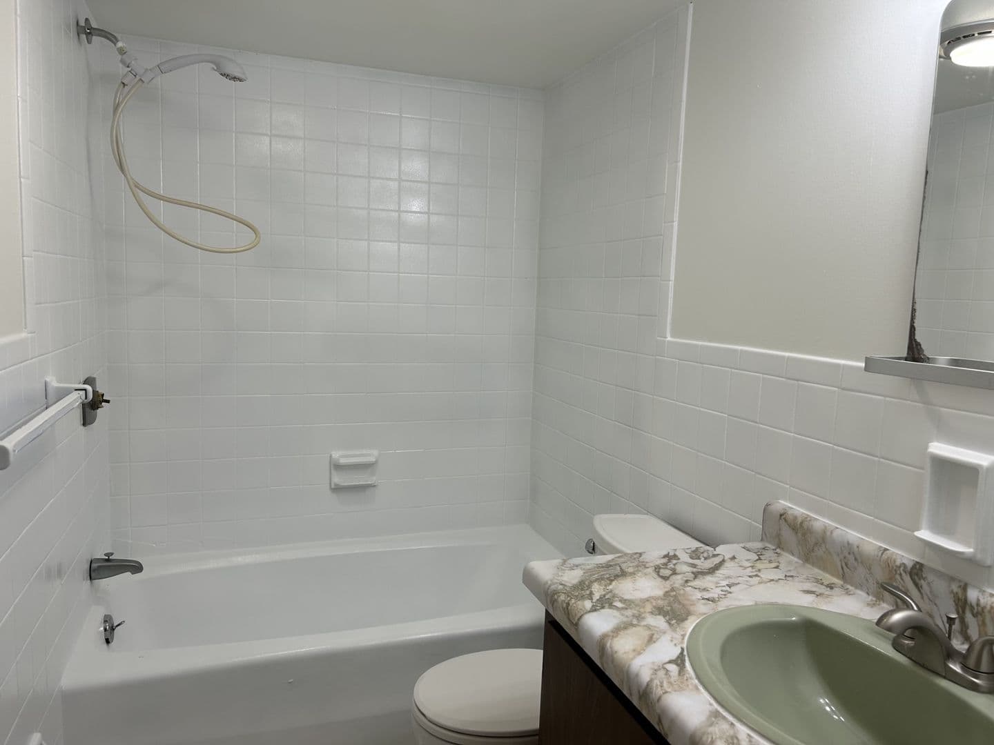 Pittsburgh Apartment: 220 S Negley Ave.