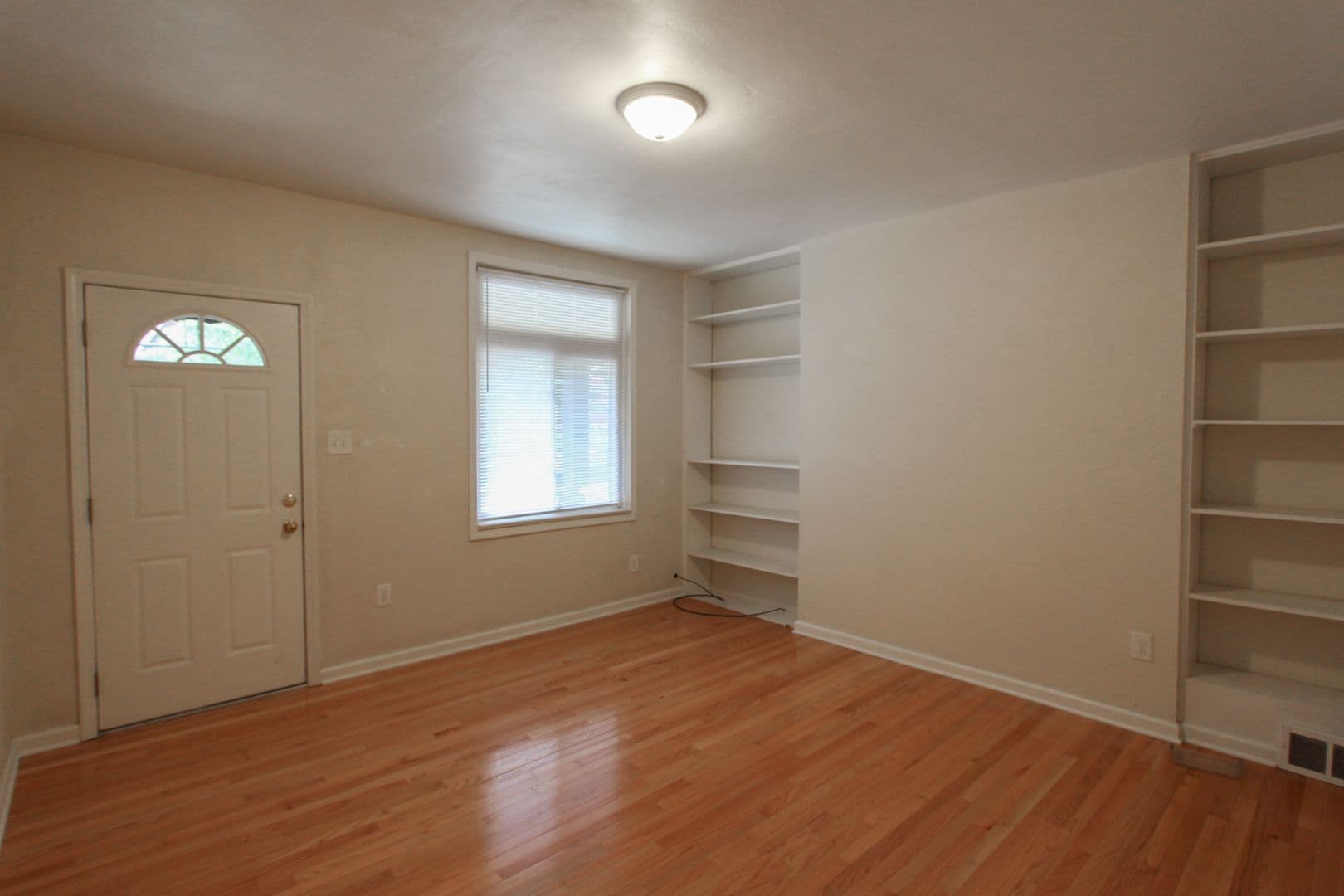 Edgewood Apartment: 313 Whipple Street