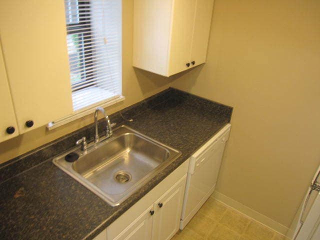 Avalon Apartment: 925 California Avenue