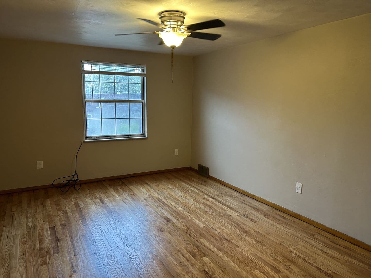 Swissvale Apartment: 7801 Lloyd Avenue