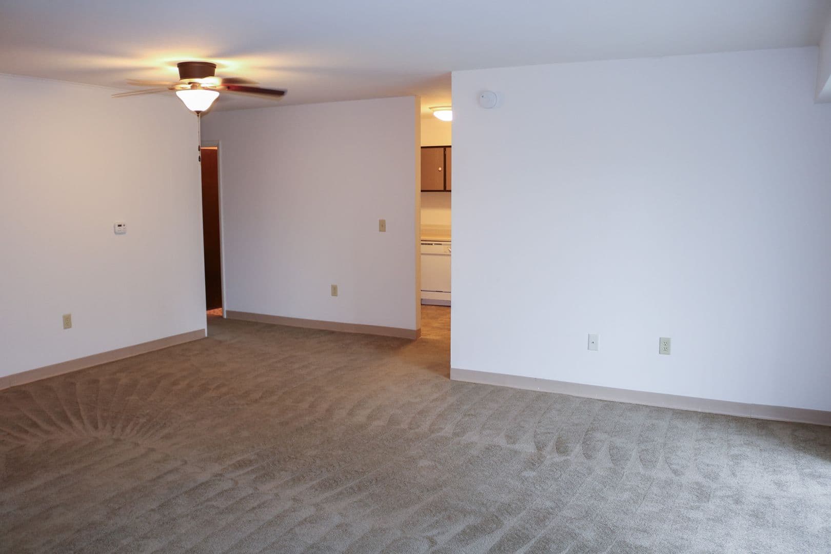 Moon Township Apartment: 700 Lee Drive