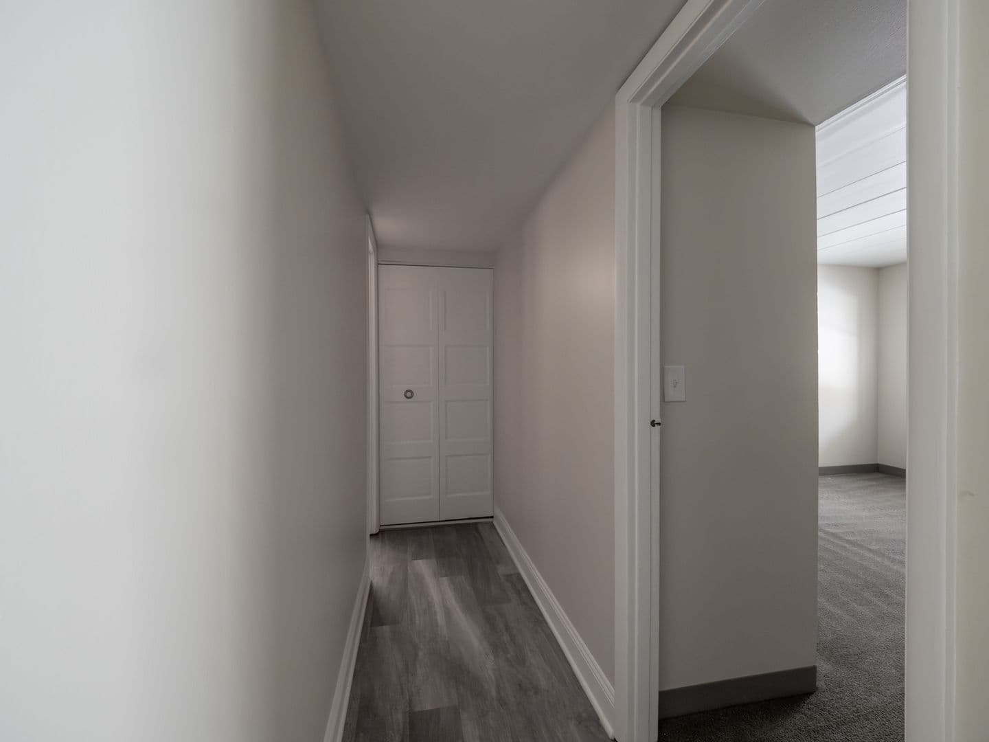 Moon Township Apartment: 700 Lee Drive