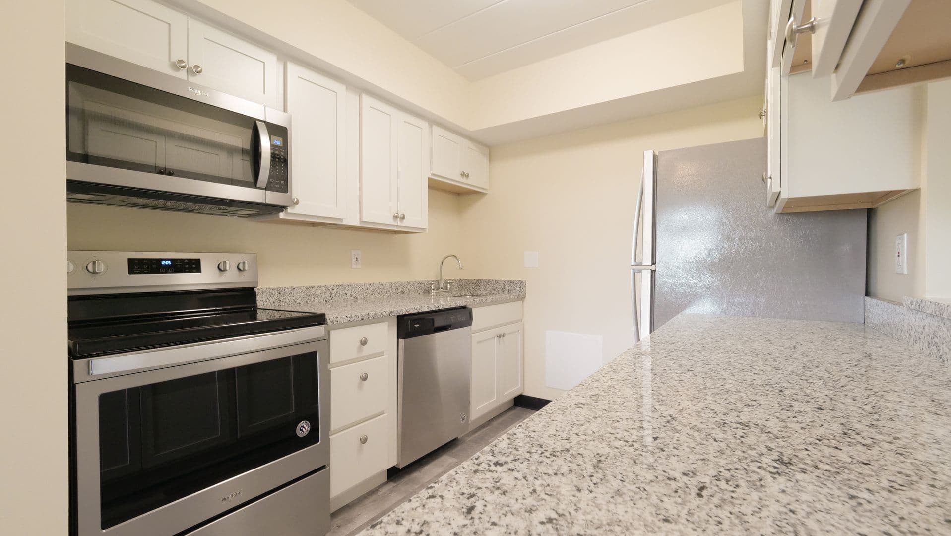 Moon Township Apartment: 700 Lee Drive