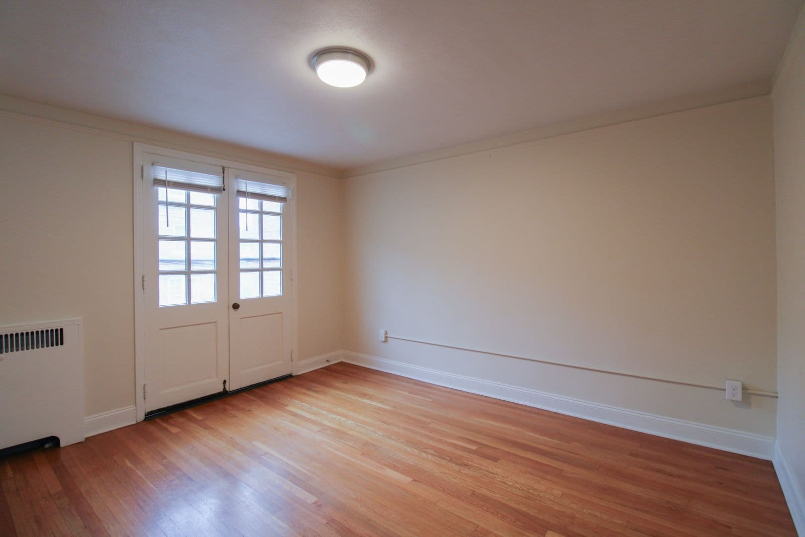 Crafton Apartment: 101 S Linwood Ave.
