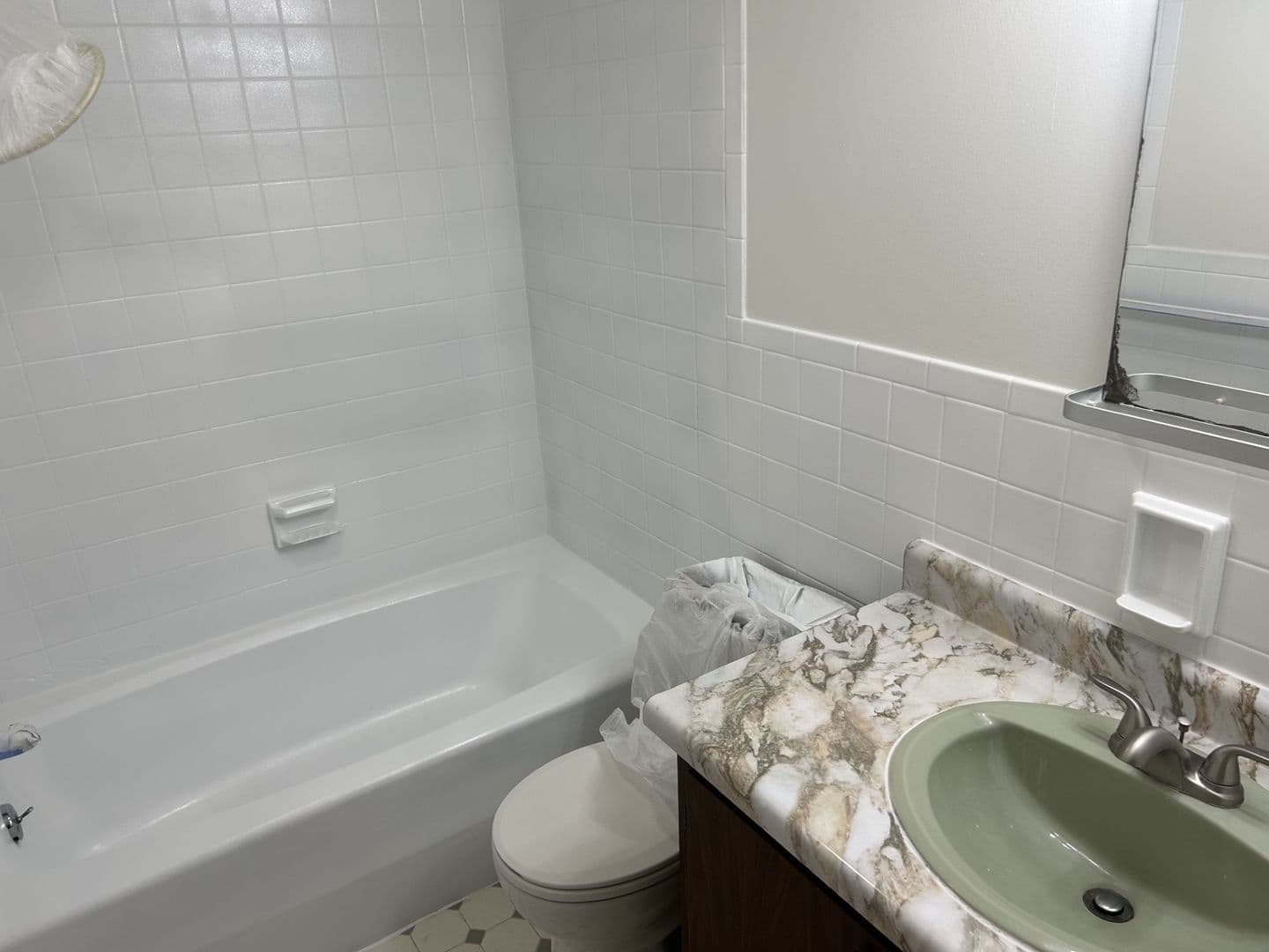 Pittsburgh Apartment: 220 S Negley Ave.