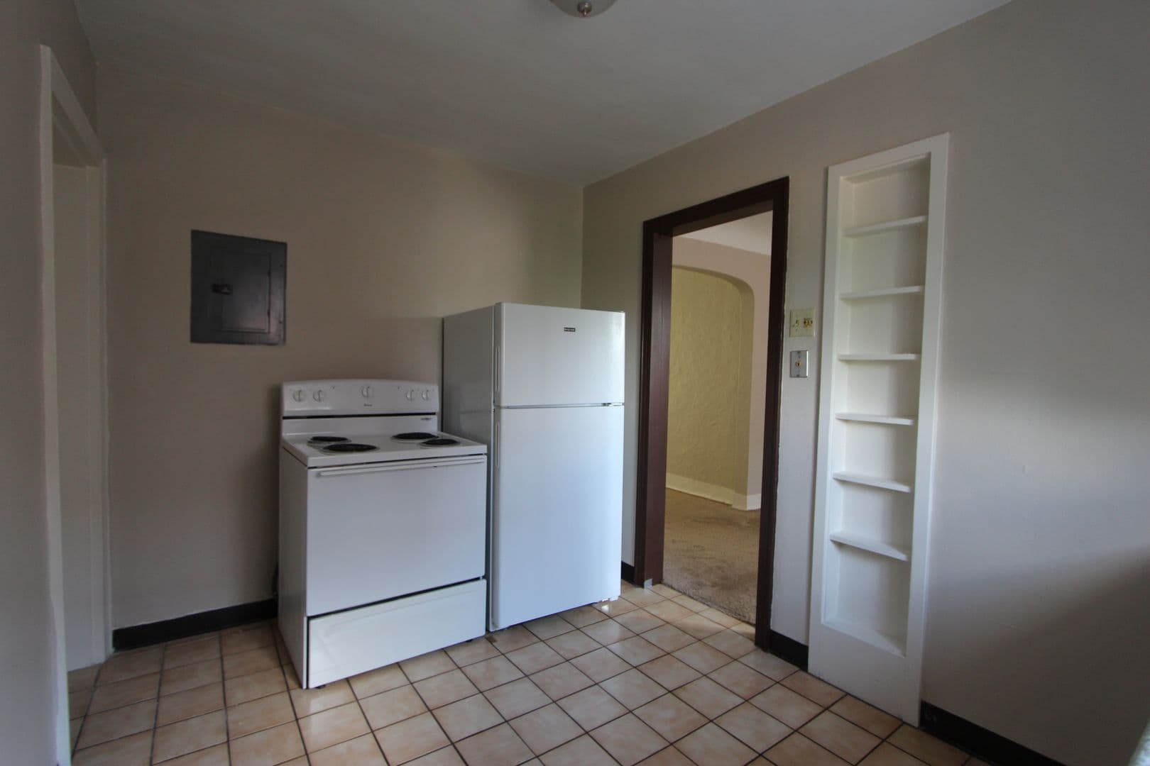 Pittsburgh Apartment: 208 McCully St