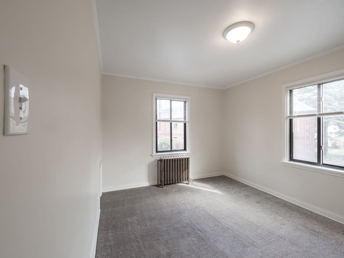 Edgewood Apartment: 131 Edgewood Avenue