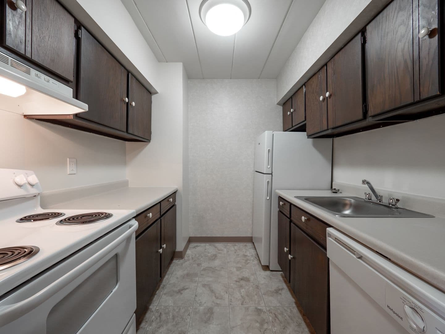 Moon Township Apartment: 700 Lee Drive