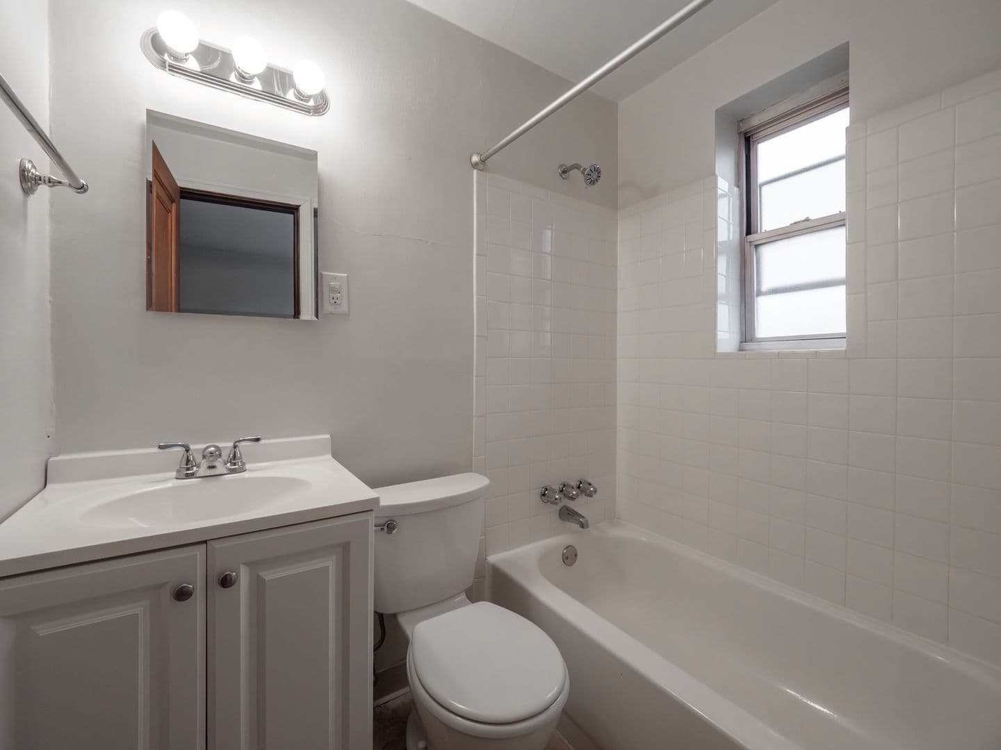 Brentwood Apartment: 3840 Brownsville Road