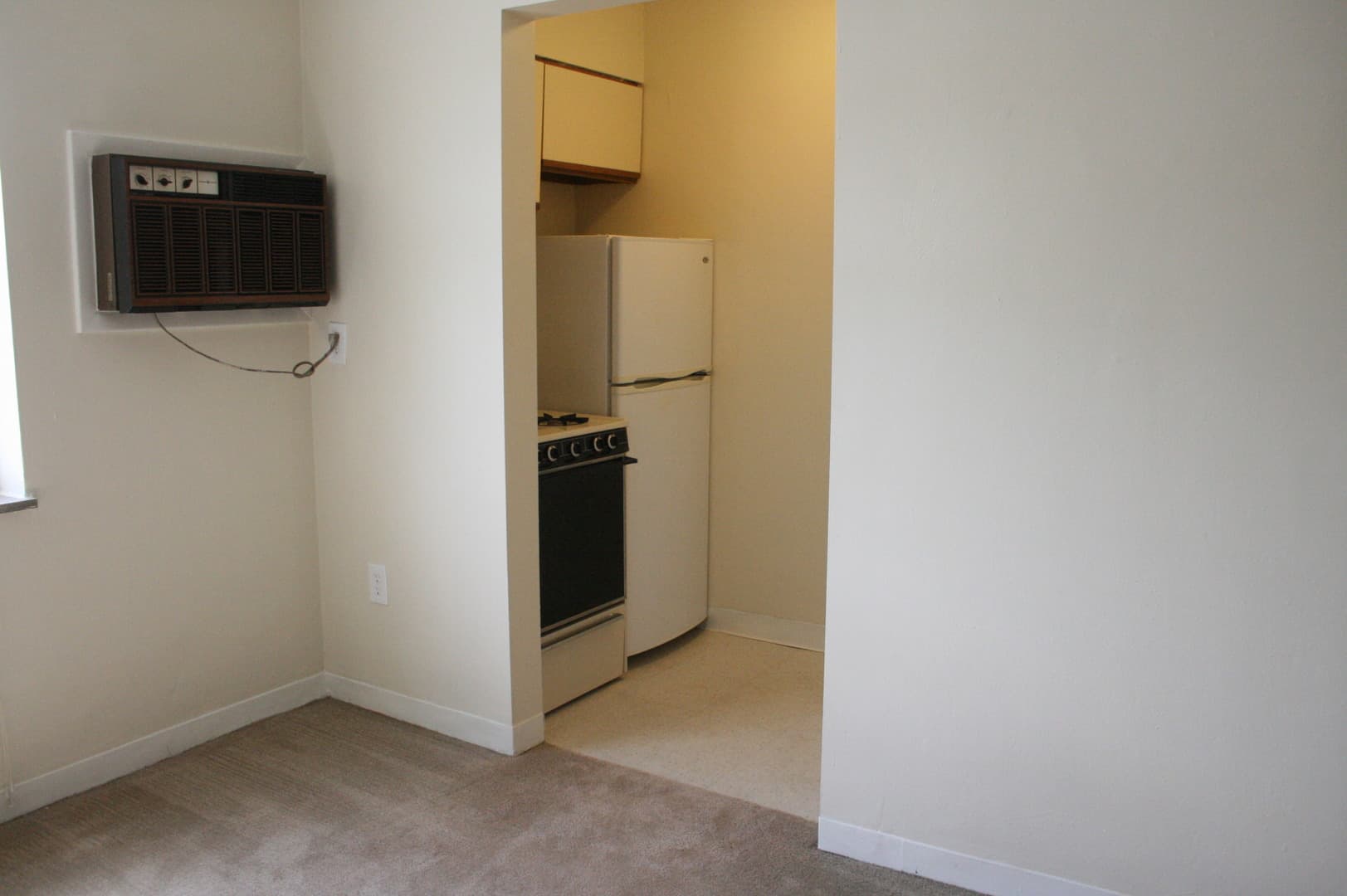 Sewickley Apartment: 320 Ohio River Boulevard
