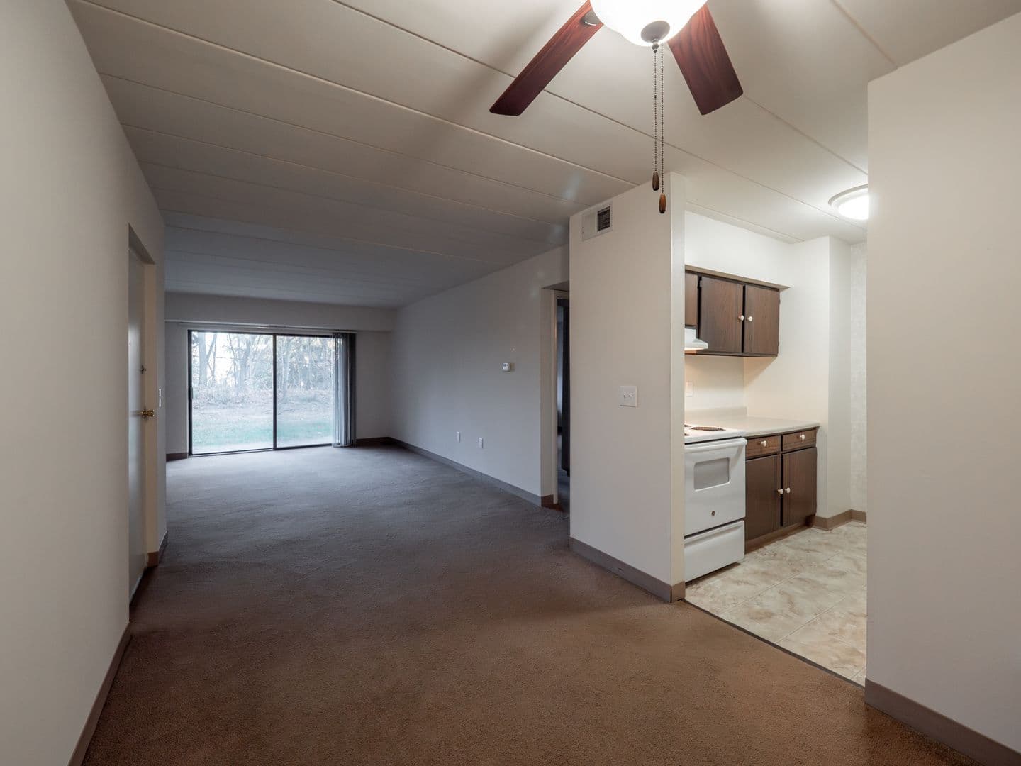 Moon Township Apartment: 700 Lee Drive
