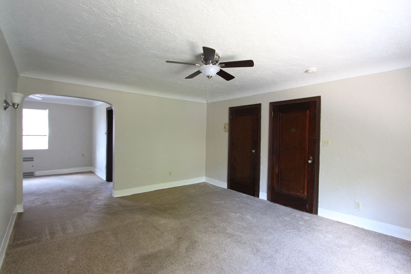 Pittsburgh Apartment: 208 McCully St