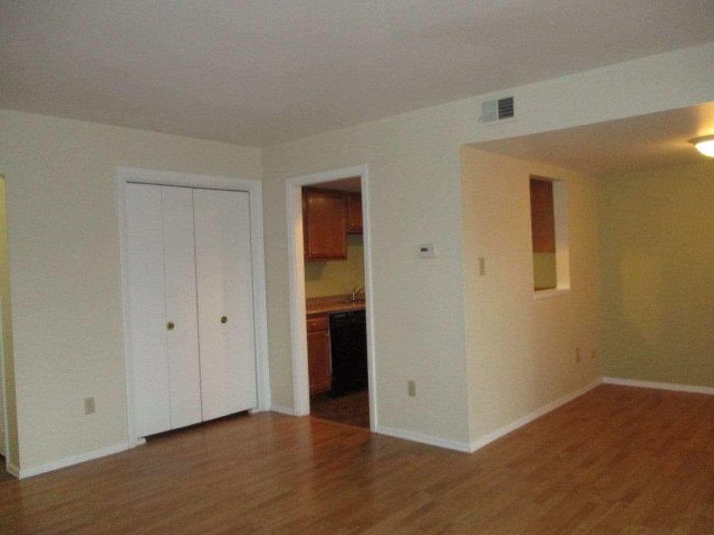Pittsburgh Apartment: 558 South Trenton Avenue
