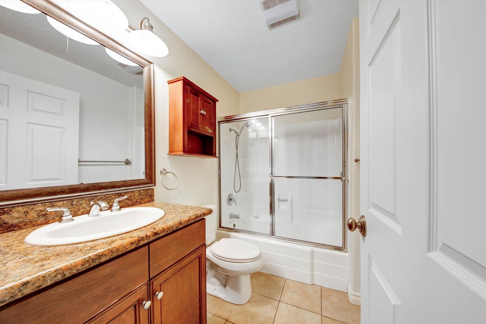 San Diego House: 792 Avocado Ave #47