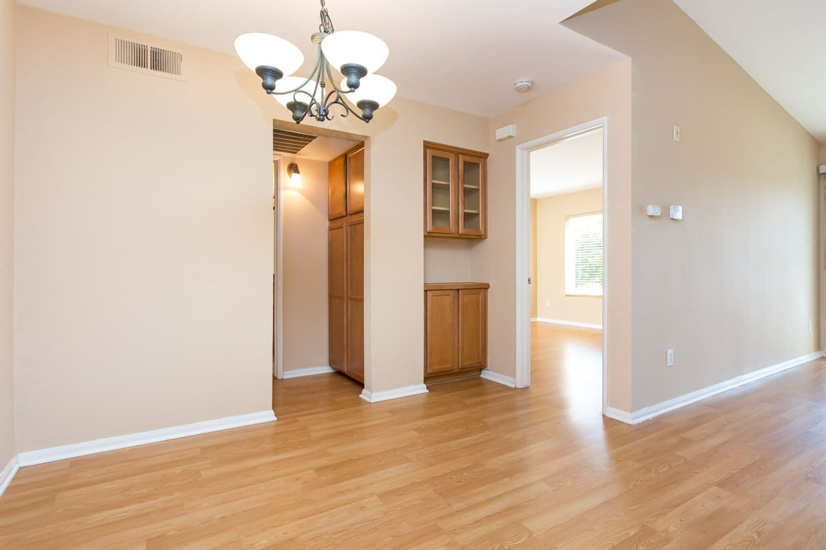 San Diego House: 7160 Shoreline Dr. #4314