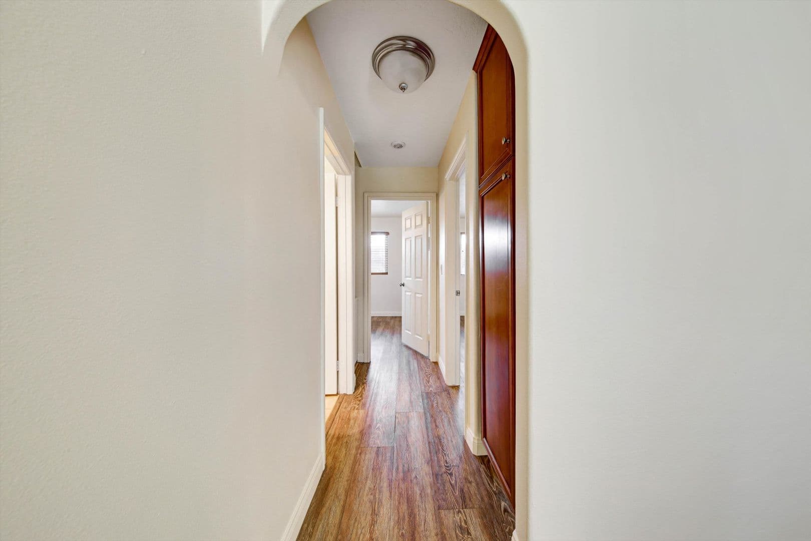 San Diego House: 792 Avocado Ave #47