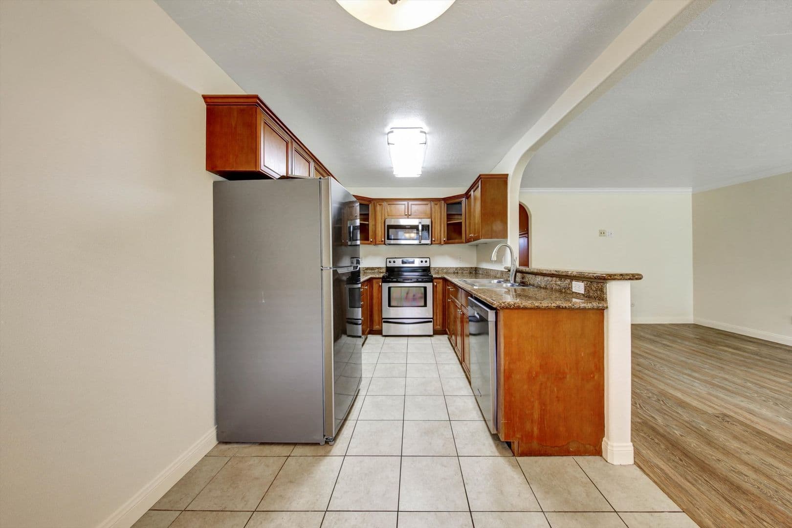 San Diego House: 792 Avocado Ave #47