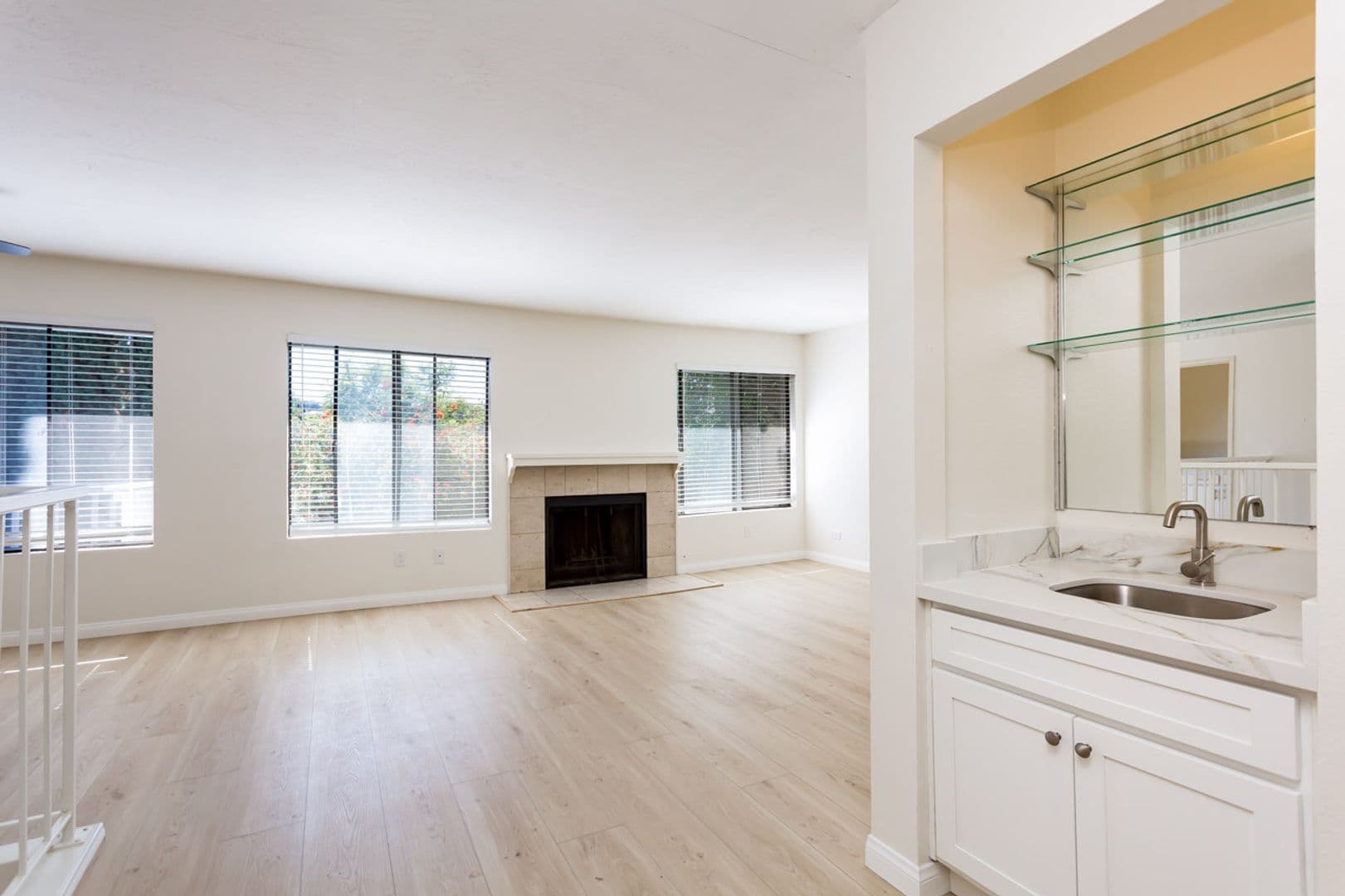 San Diego House: 4506 Caminito Cristalino