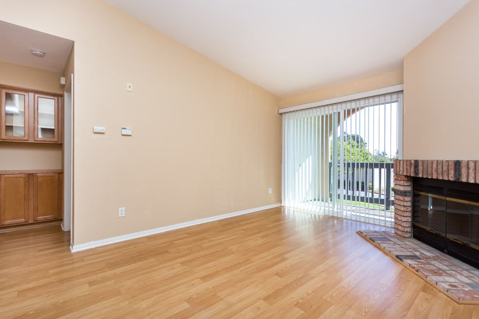 San Diego House: 7160 Shoreline Dr. #4314