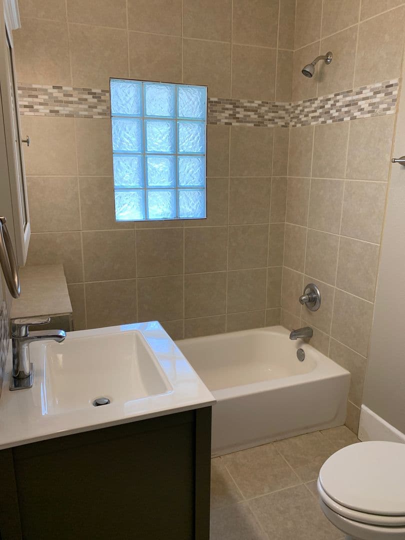 Lubbock Apartment: 2302 14th St