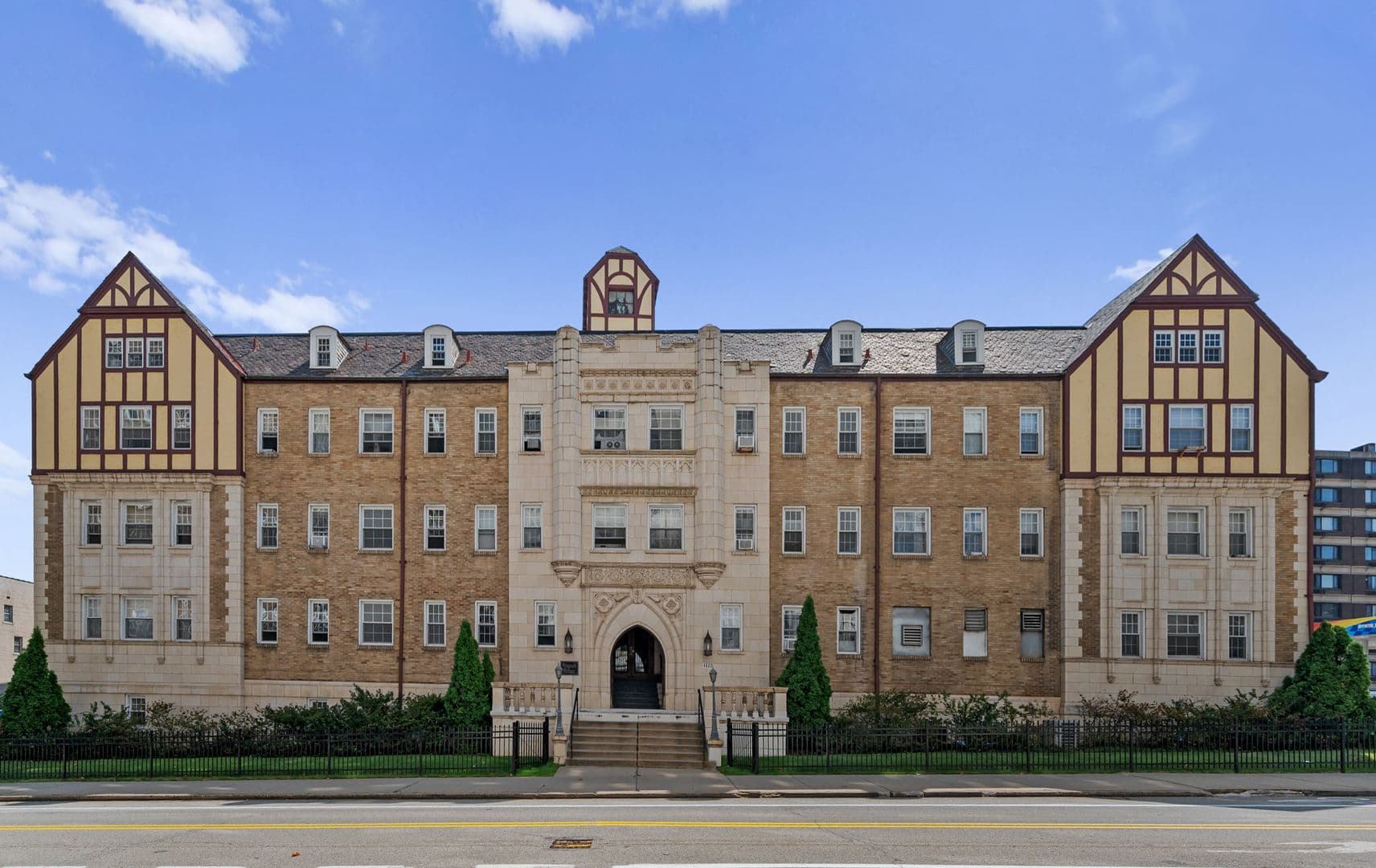 Pittsburgh Apartment: 4600 Bayard Street
