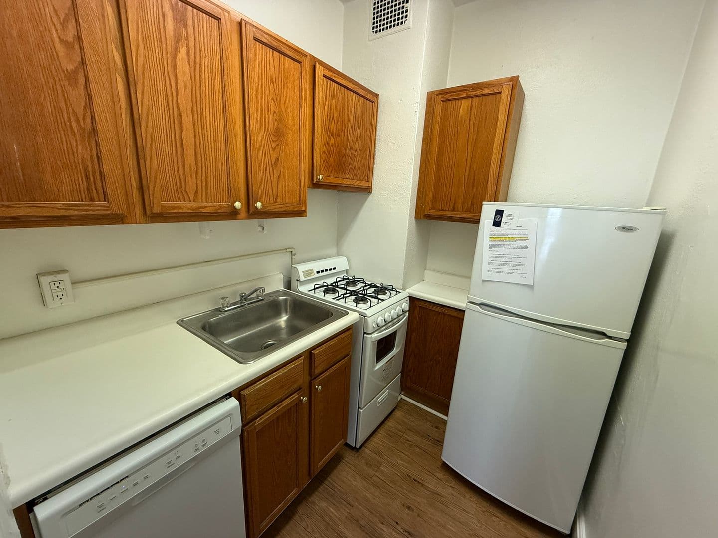Pittsburgh Apartment: 4600 Bayard Street