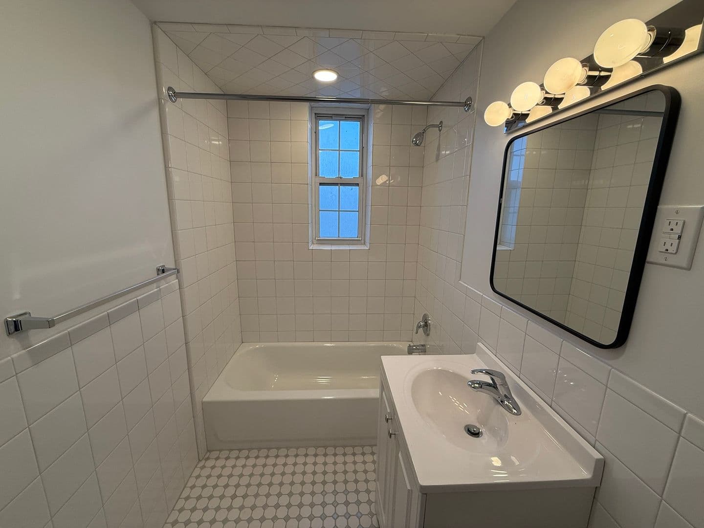 Pittsburgh Apartment: 3955 Bigelow Blvd