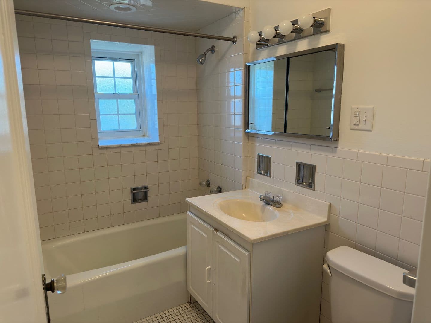Pittsburgh Apartment: 3955 Bigelow Blvd