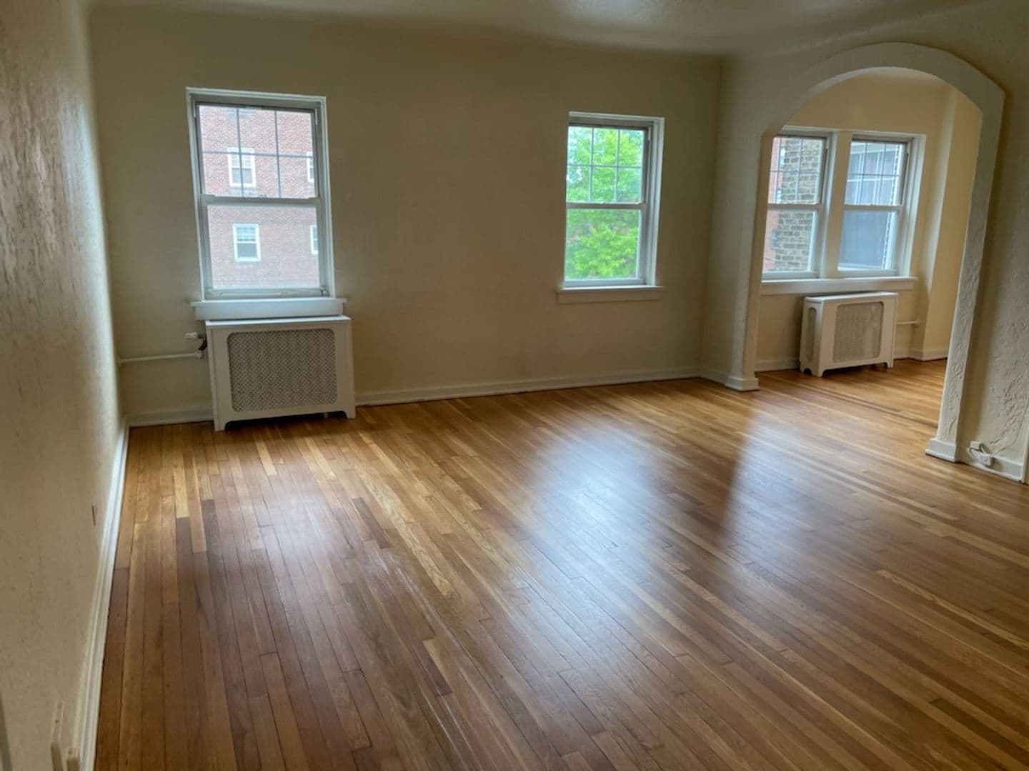 Pittsburgh Apartment: 225 Melwood Avenue