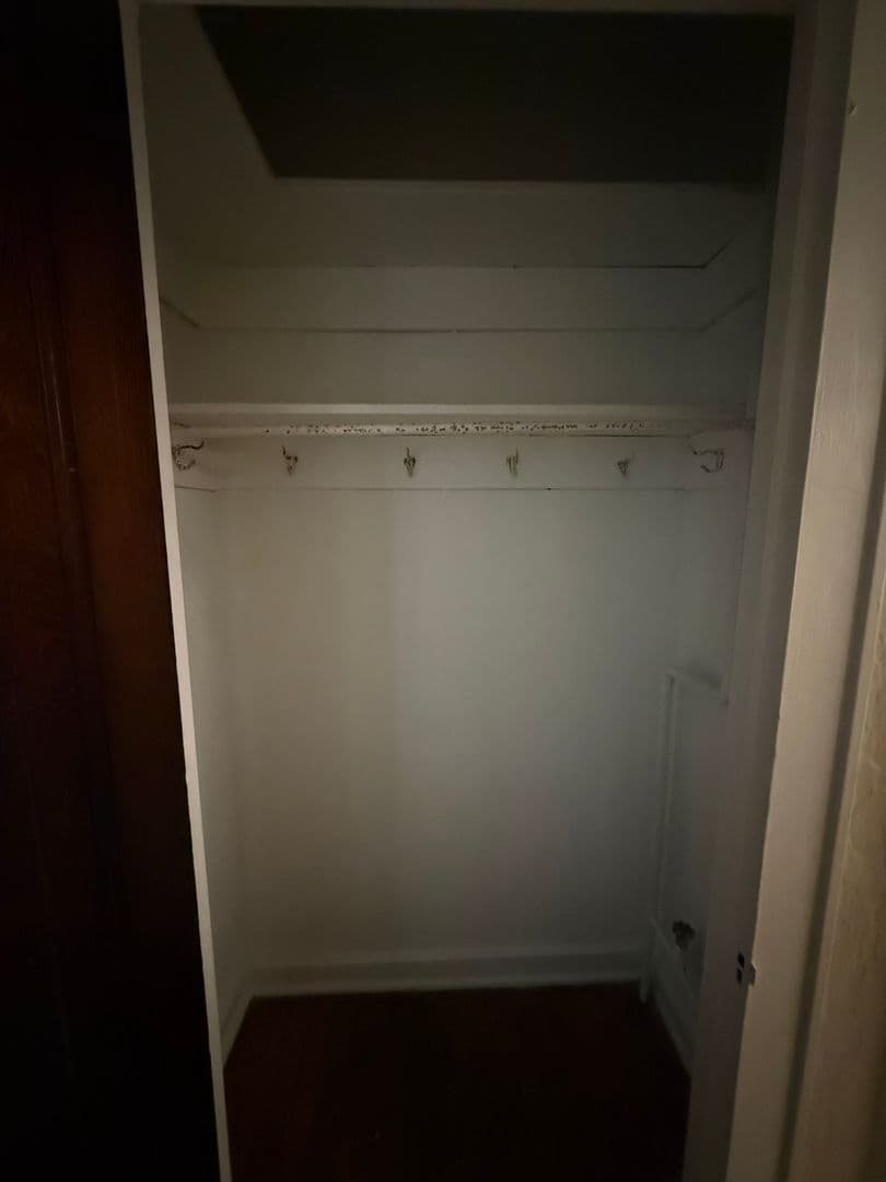 Pittsburgh Apartment: 225 Melwood Avenue