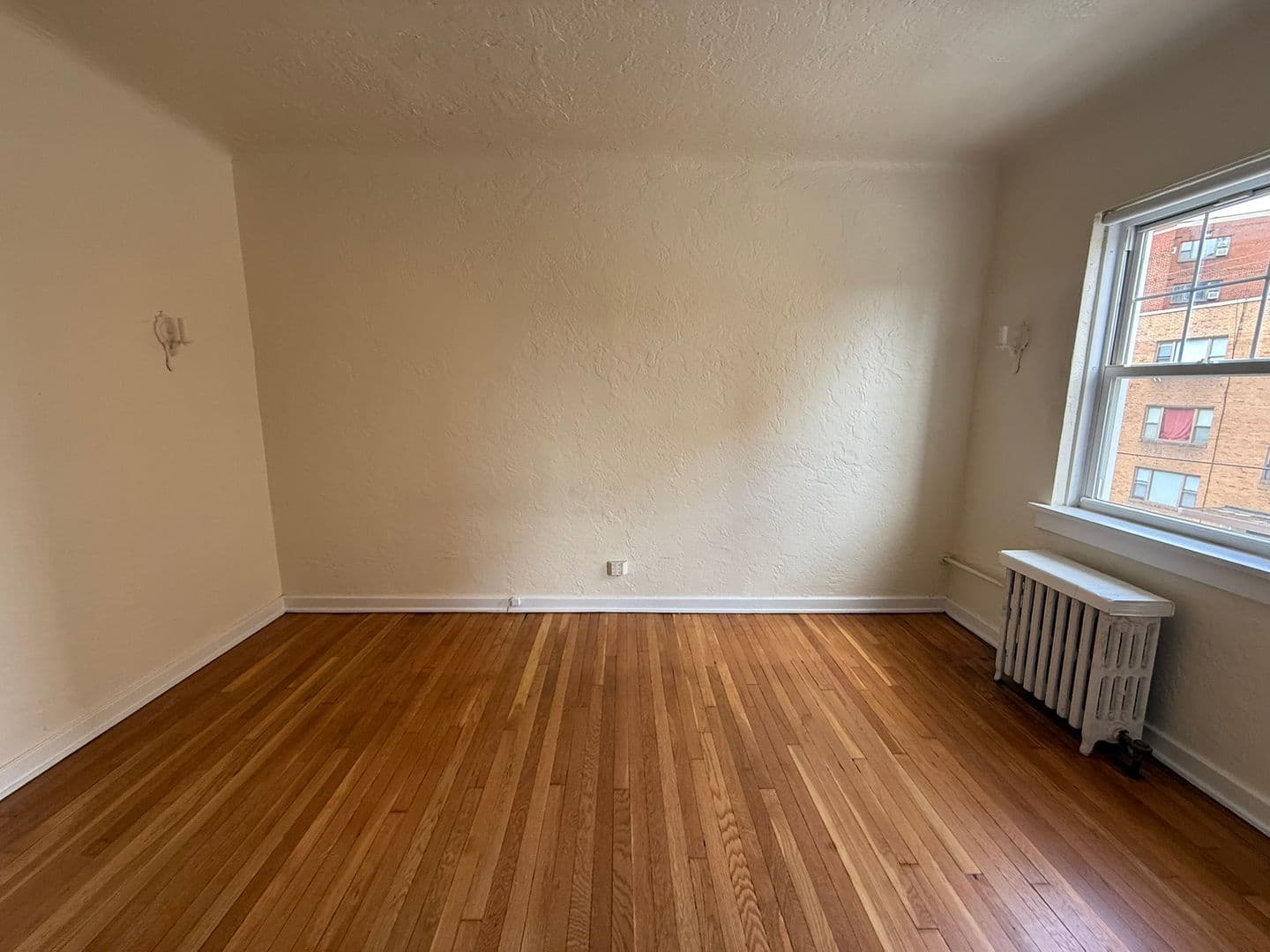 Pittsburgh Apartment: 225 Melwood Avenue