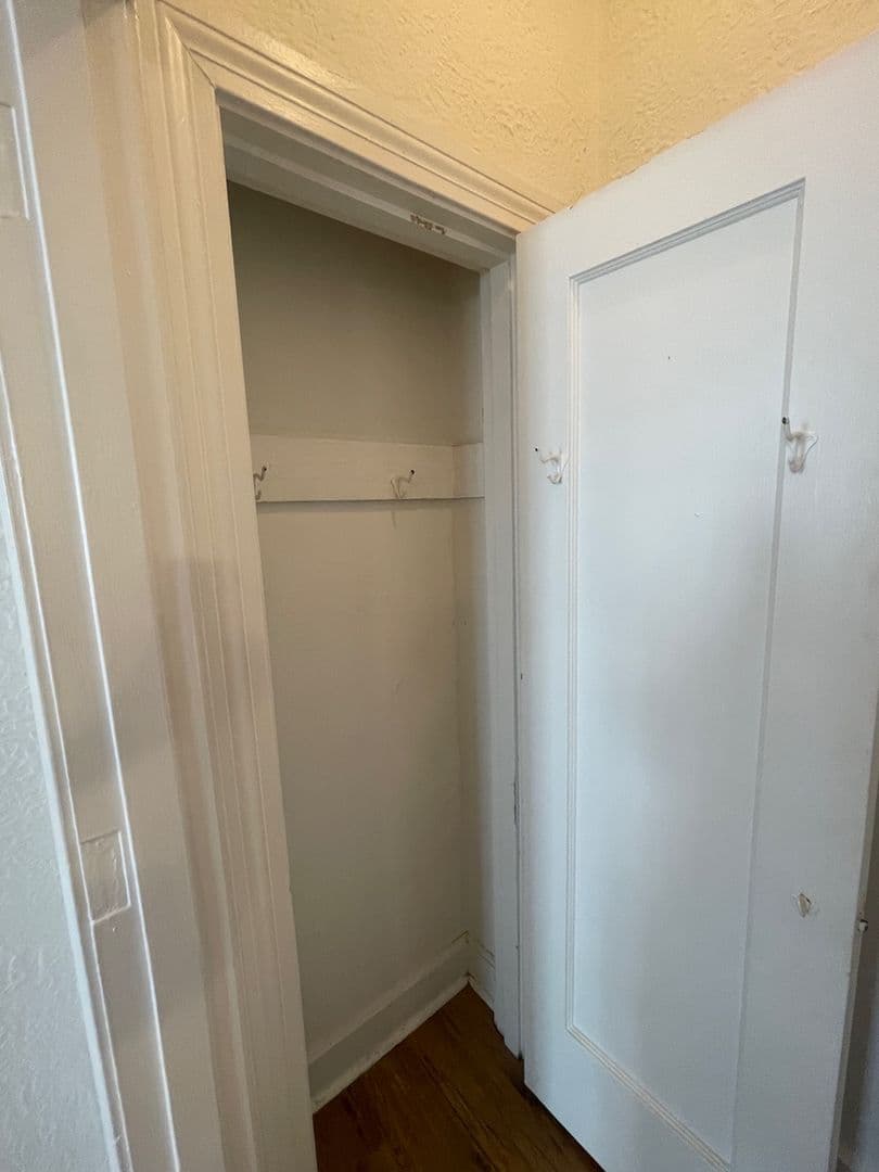 Pittsburgh Apartment: 4600 Bayard Street