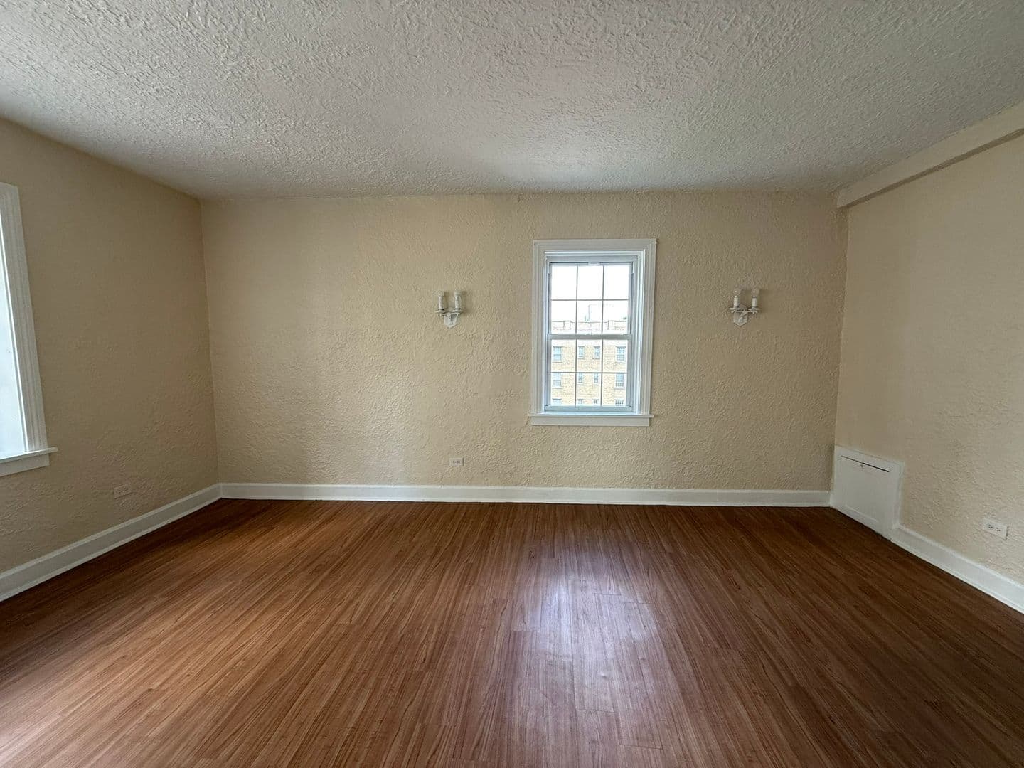 Pittsburgh Apartment: 4600 Bayard Street