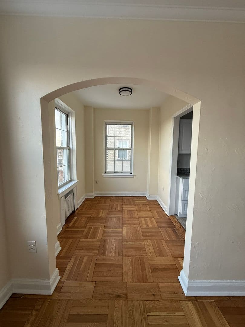 Pittsburgh Apartment: 3955 Bigelow Blvd