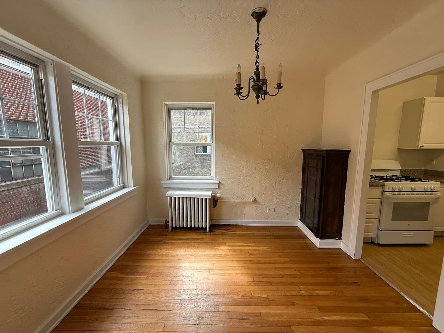 Pittsburgh Apartment: 225 Melwood Avenue