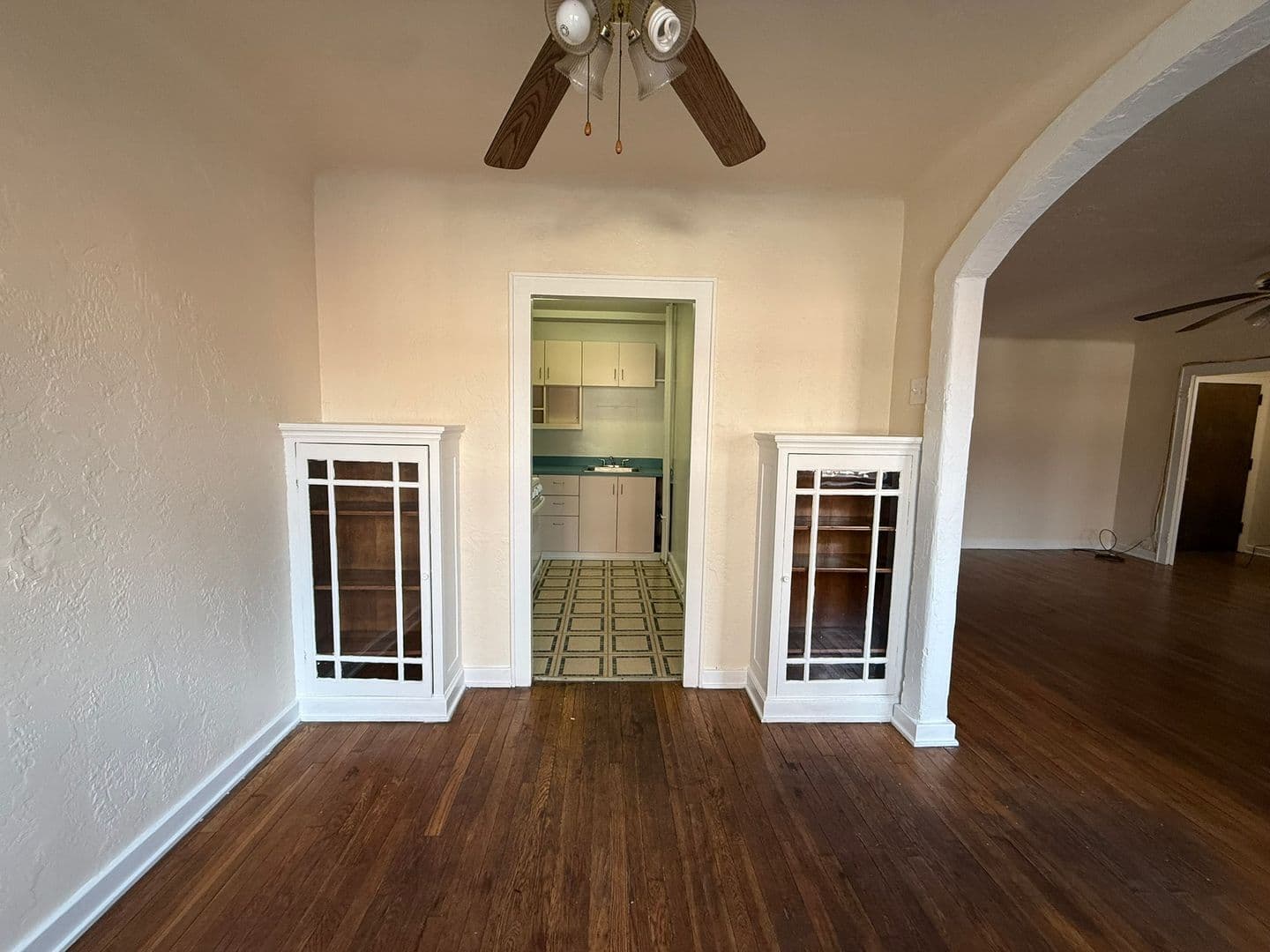 Pittsburgh Apartment: 225 Melwood Avenue