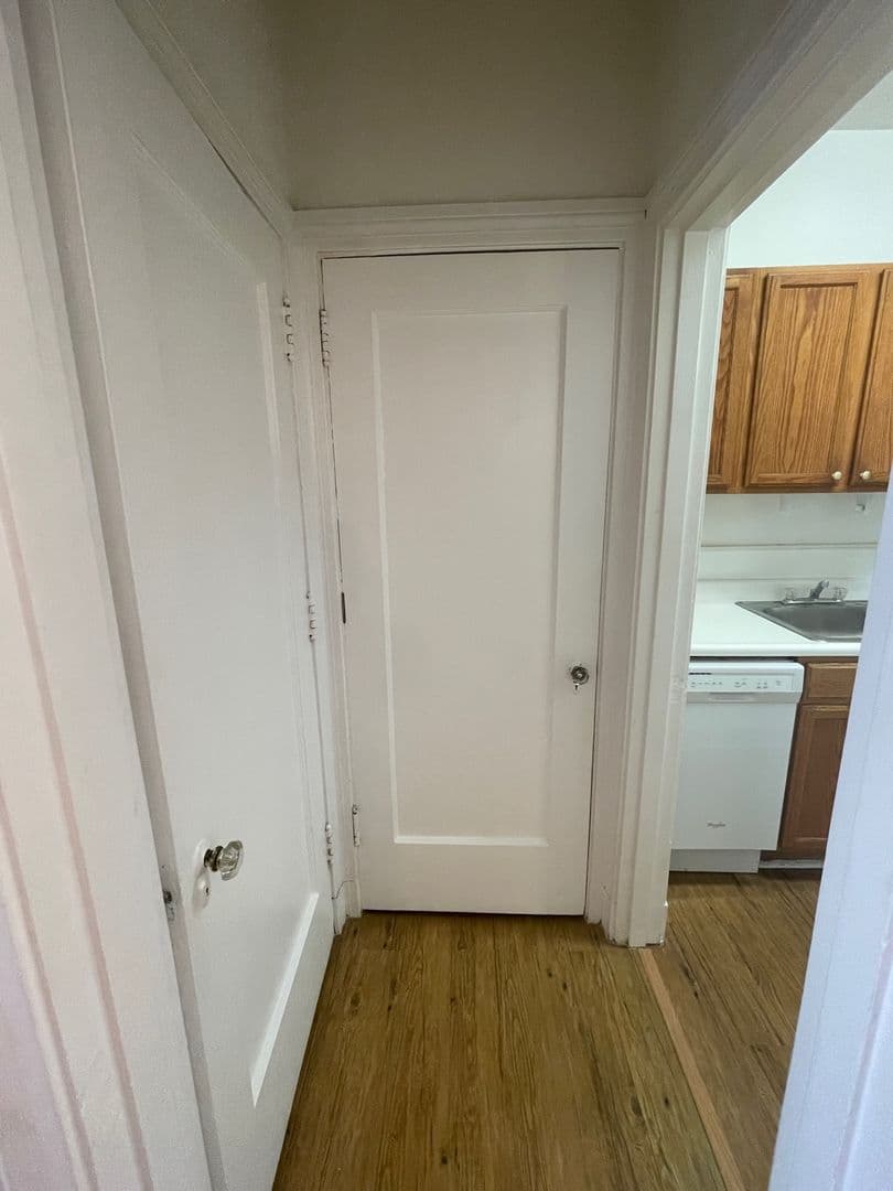 Pittsburgh Apartment: 4600 Bayard Street