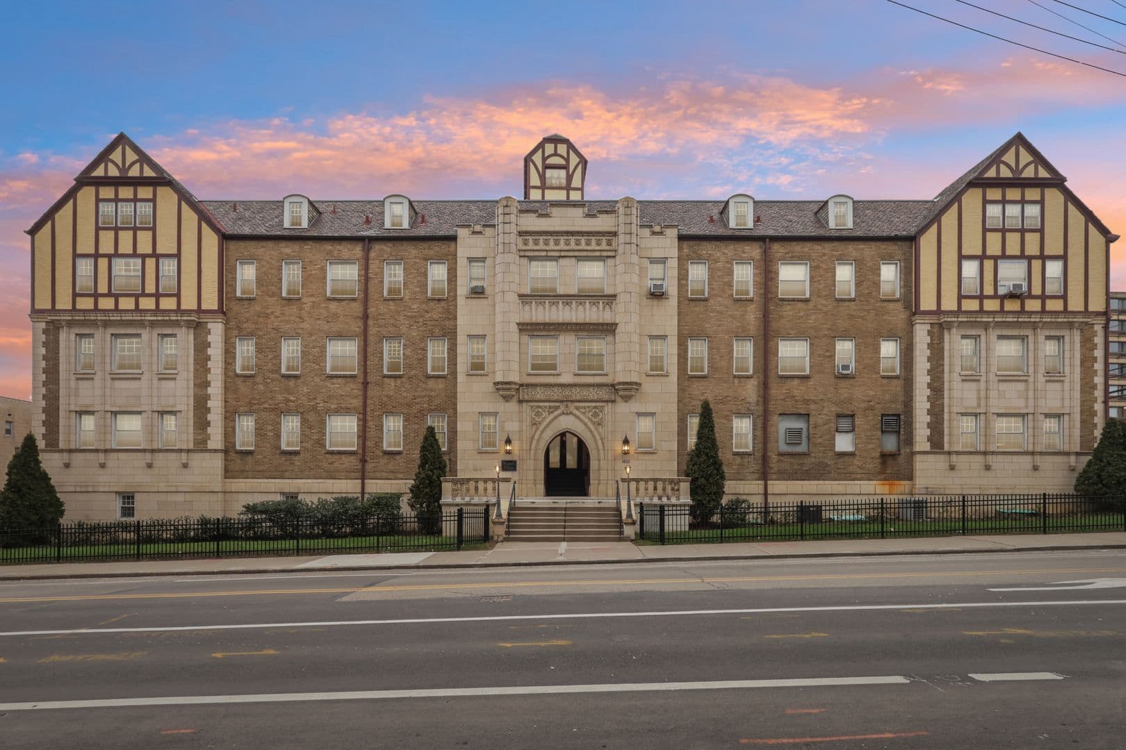 Pittsburgh Apartment: 4600 Bayard Street