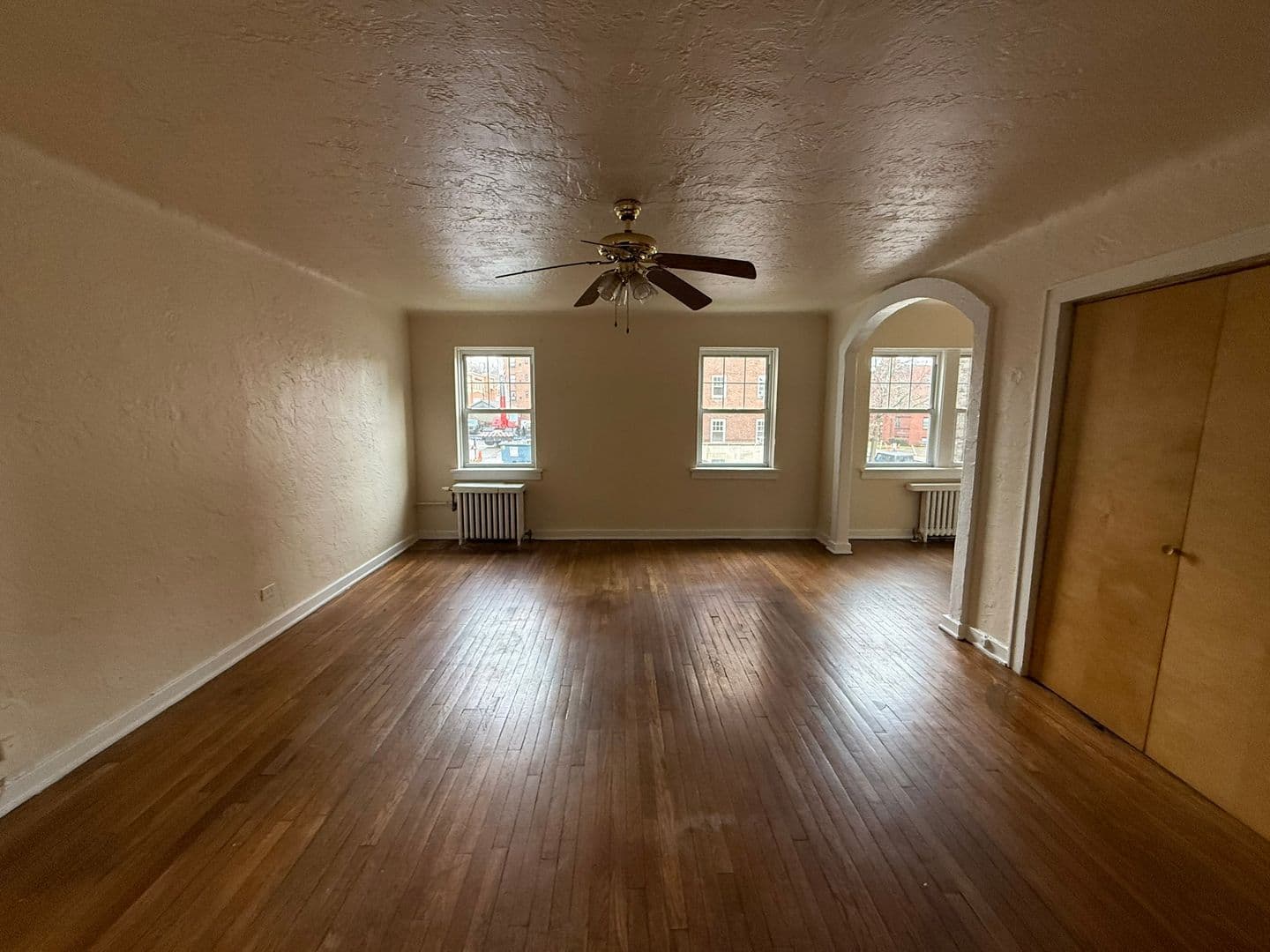 Pittsburgh Apartment: 225 Melwood Avenue