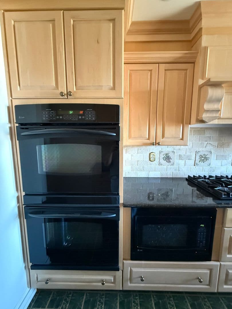 Pittsburgh Apartment: 3955 Bigelow Blvd