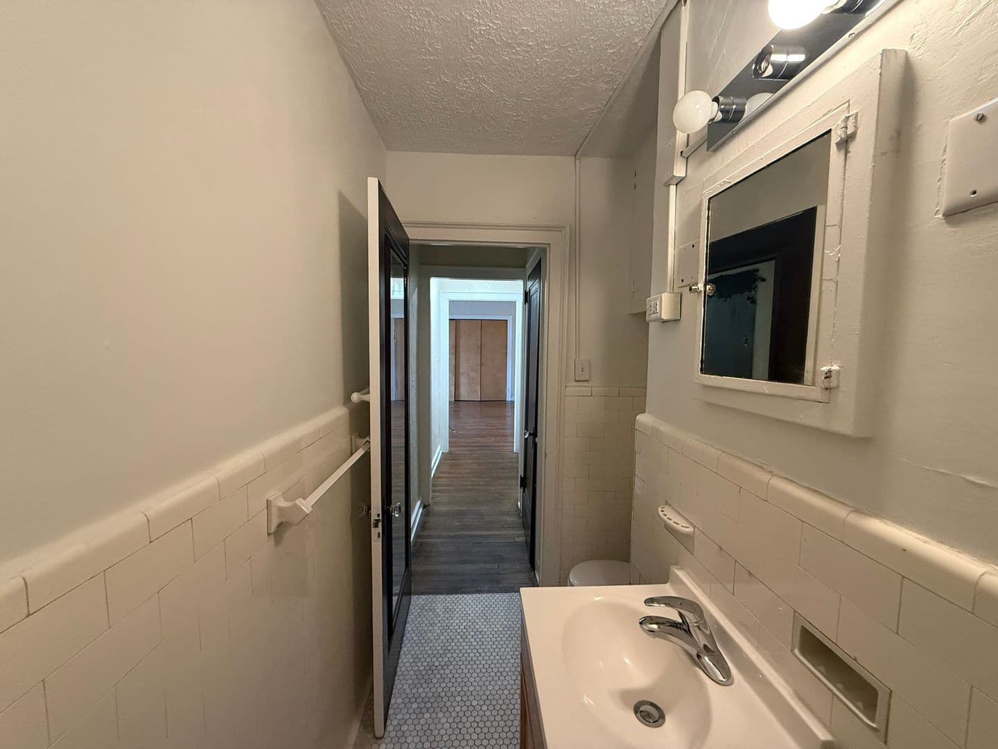 Pittsburgh Apartment: 225 Melwood Avenue